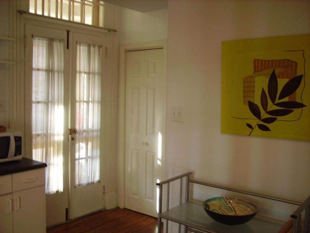 Absolute 1000 Islands Monthly Suites 가나노크 객실 사진